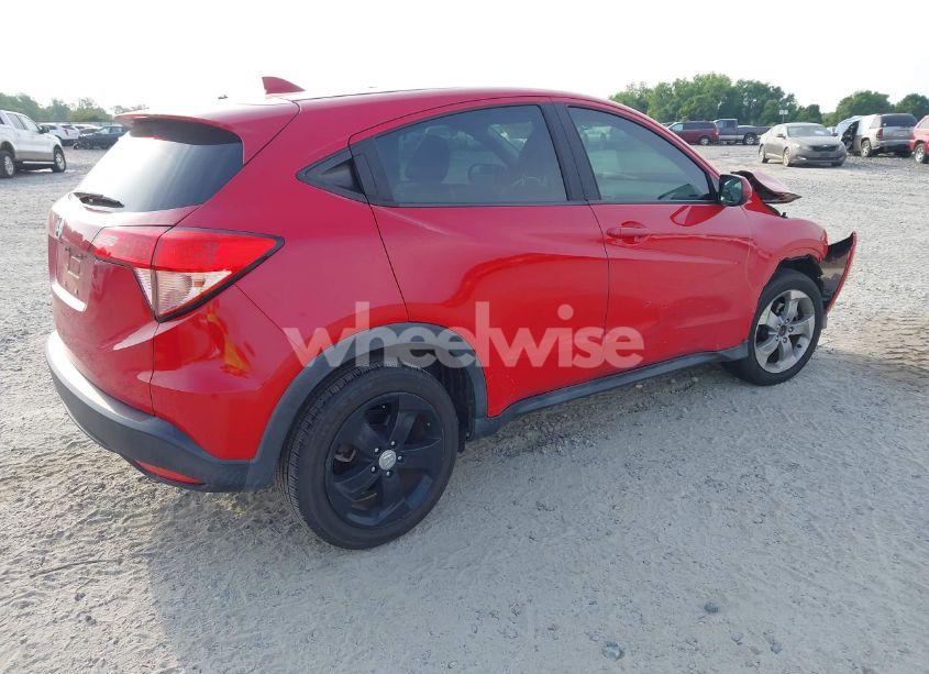 Photo 4 of 2017 Honda Hr-v LX (VIN 3CZRU5H3XHM728578)