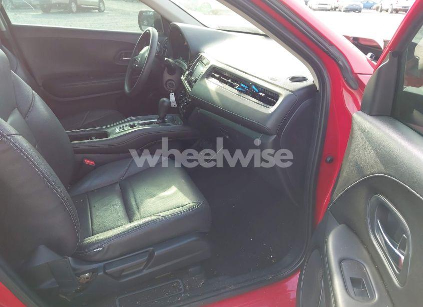 Photo 5 of 2017 Honda Hr-v LX (VIN 3CZRU5H3XHM728578)