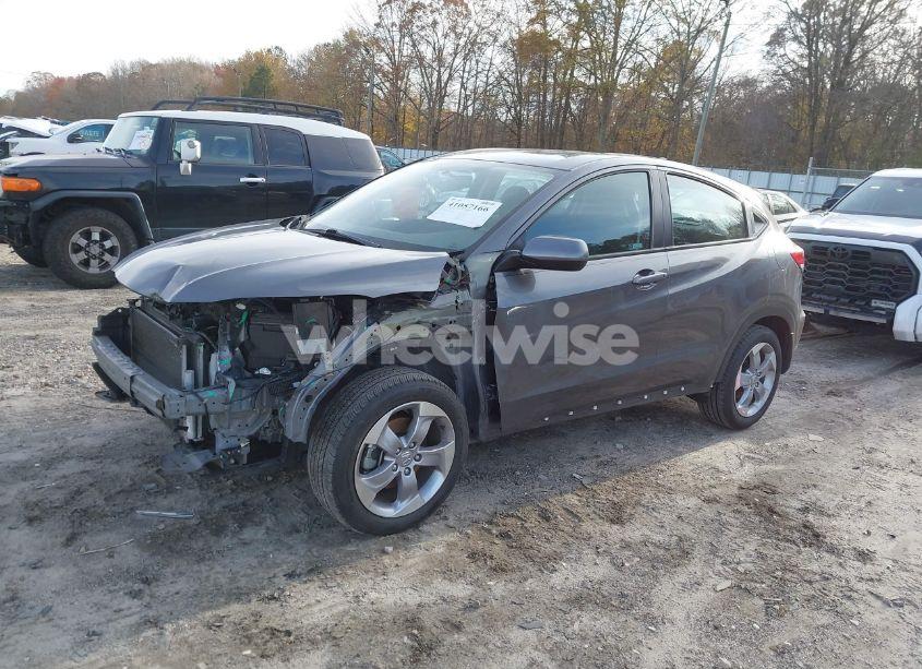 Photo 2 of 2020 Honda Hr-v 2WD LX (VIN 3CZRU5H3XLM711806)