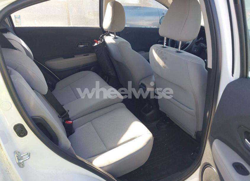 Photo 8 of 2021 Honda Hr-v 2WD LX (VIN 3CZRU5H3XMM732852)