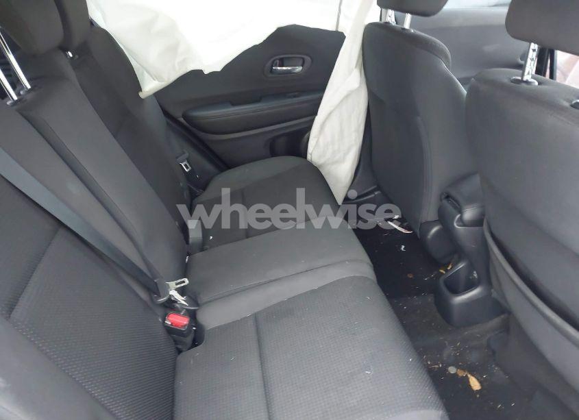 Photo 8 of 2022 Honda Hr-v 2WD LX (VIN 3CZRU5H3XNM705782)