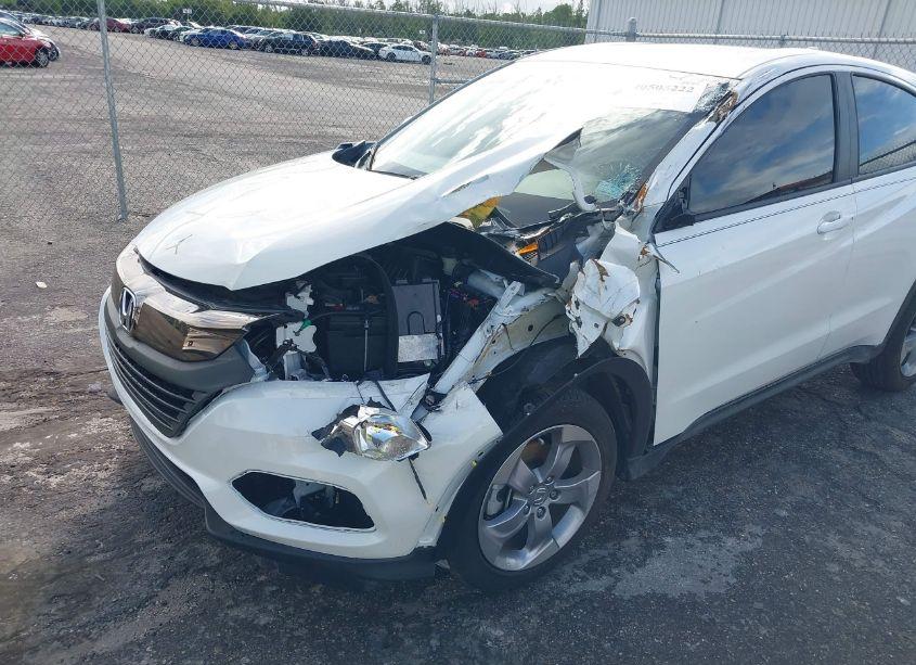 Photo 6 of 2022 Honda Hr-v 2WD LX (VIN 3CZRU5H3XNM725255)