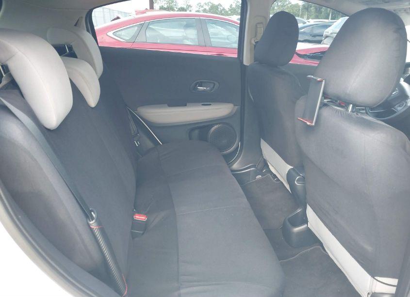 Photo 8 of 2022 Honda Hr-v 2WD LX (VIN 3CZRU5H3XNM725255)