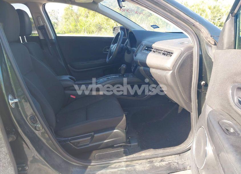 Photo 5 of 2018 Honda Hr-v EX (VIN 3CZRU5H50JG701363)