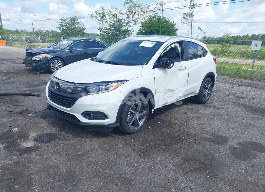 Photo 2 of 2021 Honda Hr-v 2WD EX (VIN 3CZRU5H50MM711557)