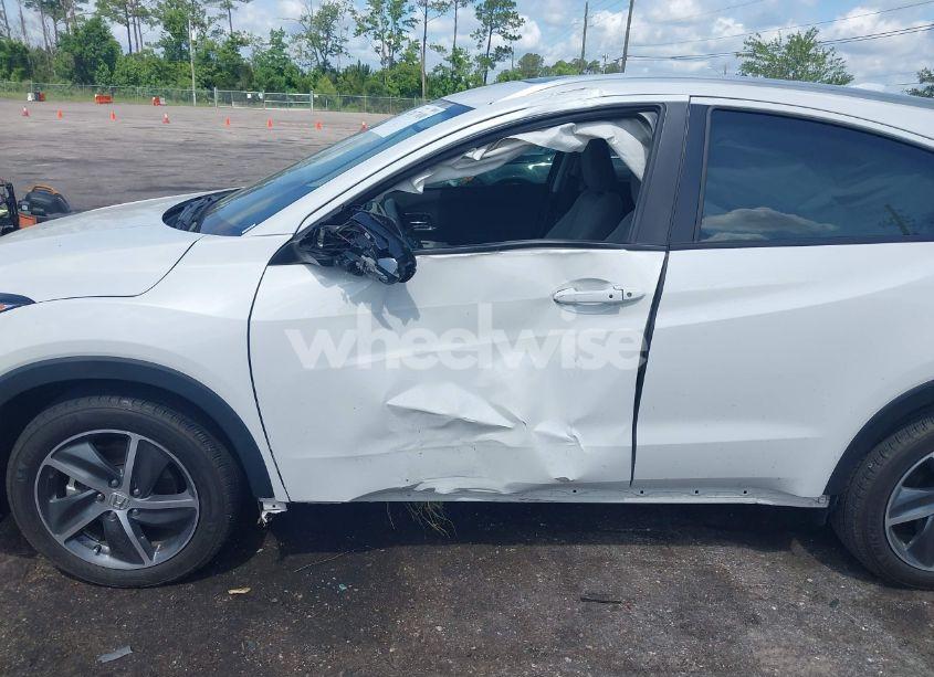 Photo 6 of 2021 Honda Hr-v 2WD EX (VIN 3CZRU5H50MM711557)