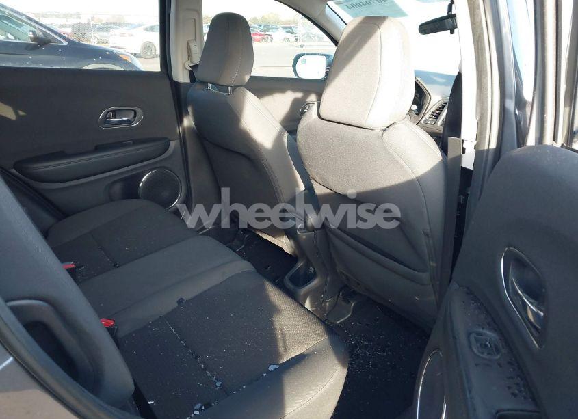 Photo 8 of 2022 Honda Hr-v 2WD EX (VIN 3CZRU5H50NM744513)