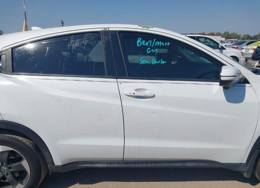 Photo 13 of 2018 Honda Hr-v EX (VIN 3CZRU5H51JM708159)