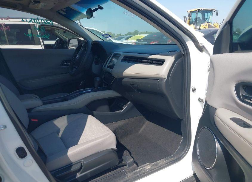 Photo 5 of 2018 Honda Hr-v EX (VIN 3CZRU5H51JM708159)