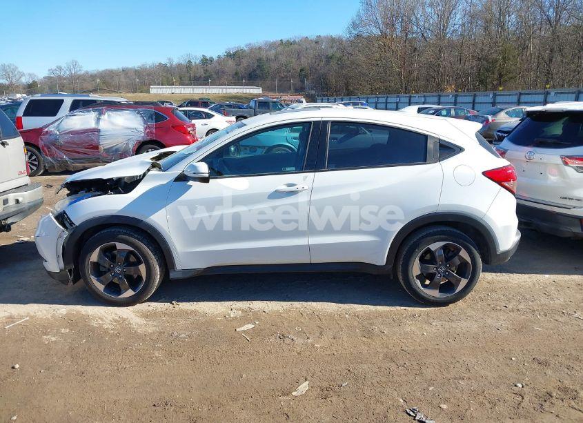 Photo 14 of 2018 Honda Hr-v EX (VIN 3CZRU5H51JM716780)