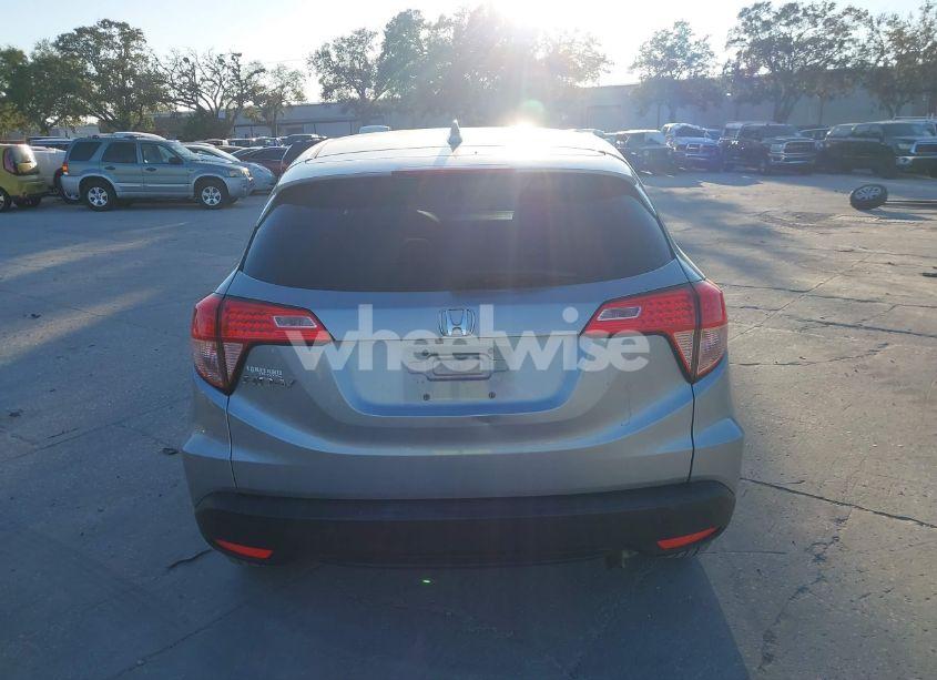 Photo 16 of 2018 Honda Hr-v EX (VIN 3CZRU5H51JM721803)