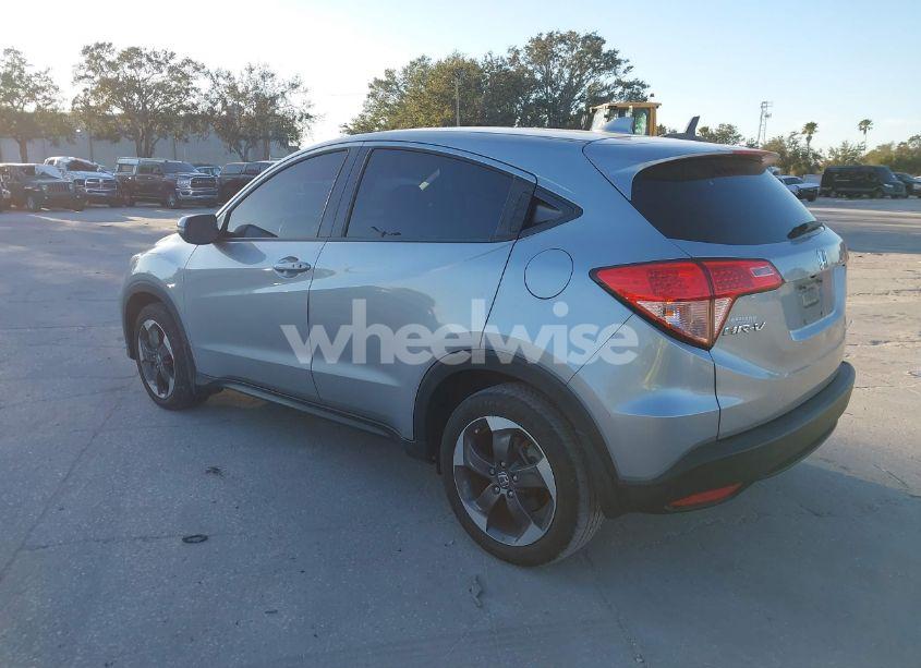 Photo 3 of 2018 Honda Hr-v EX (VIN 3CZRU5H51JM721803)