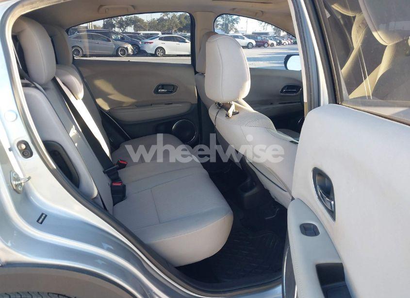 Photo 8 of 2018 Honda Hr-v EX (VIN 3CZRU5H51JM721803)