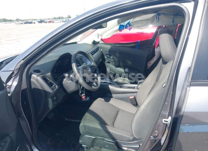 Photo 5 of 2021 Honda Hr-v 2WD EX (VIN 3CZRU5H51MM711986)