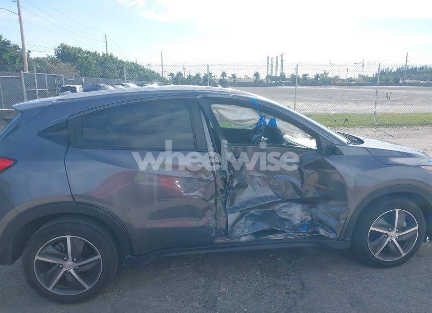 Photo 6 of 2021 Honda Hr-v 2WD EX (VIN 3CZRU5H51MM711986)