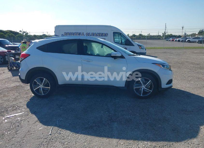 Photo 13 of 2022 Honda Hr-v 2WD EX (VIN 3CZRU5H51NM709995)