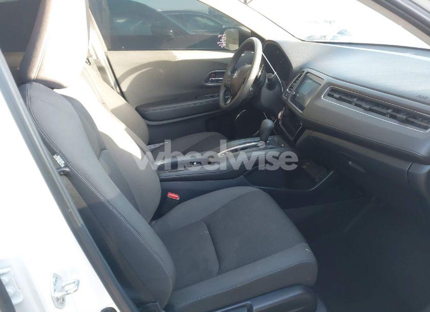 Photo 5 of 2022 Honda Hr-v 2WD EX (VIN 3CZRU5H51NM737988)