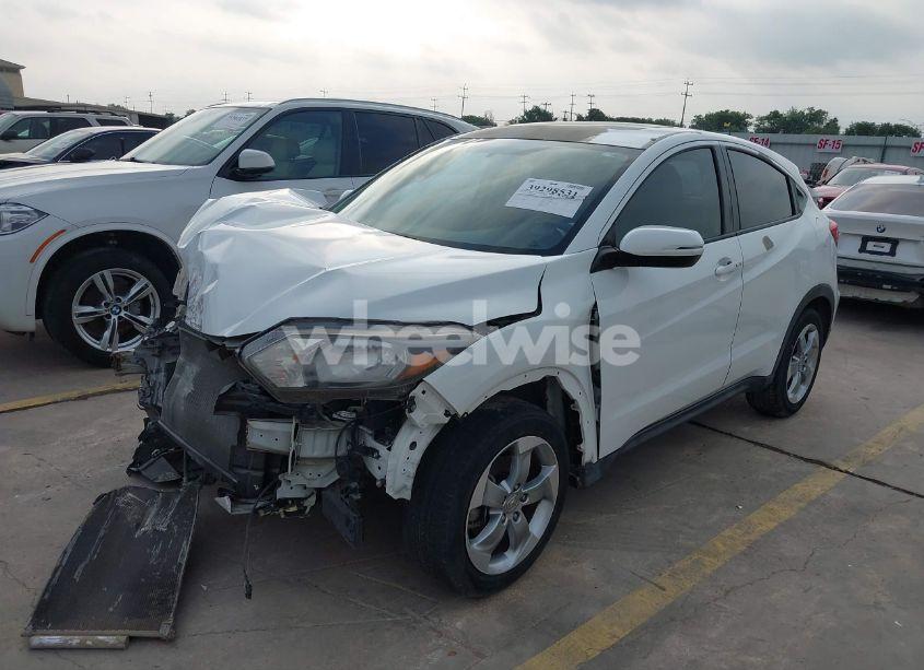 Photo 2 of 2017 Honda Hr-v EX (VIN 3CZRU5H52HM727085)