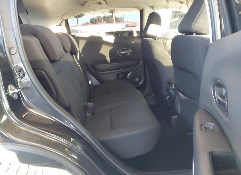 Photo 8 of 2018 Honda Hr-v EX (VIN 3CZRU5H52JG702353)