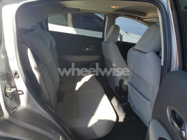 Photo 5 of 2019 HONDA HR-V EX (VIN 3CZRU5H52KM708625)