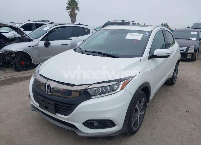 Photo 2 of 2021 Honda Hr-v 2WD EX (VIN 3CZRU5H52MM710538)