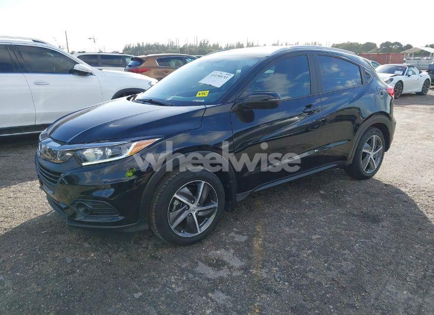 Photo 2 of 2021 Honda Hr-v 2WD EX (VIN 3CZRU5H52MM723306)