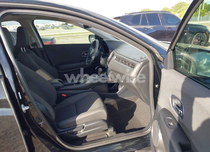 Photo 5 of 2021 Honda Hr-v 2WD EX (VIN 3CZRU5H52MM723306)