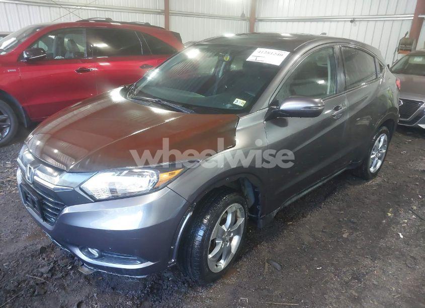 Photo 2 of 2017 Honda Hr-v EX (VIN 3CZRU5H53HM726964)