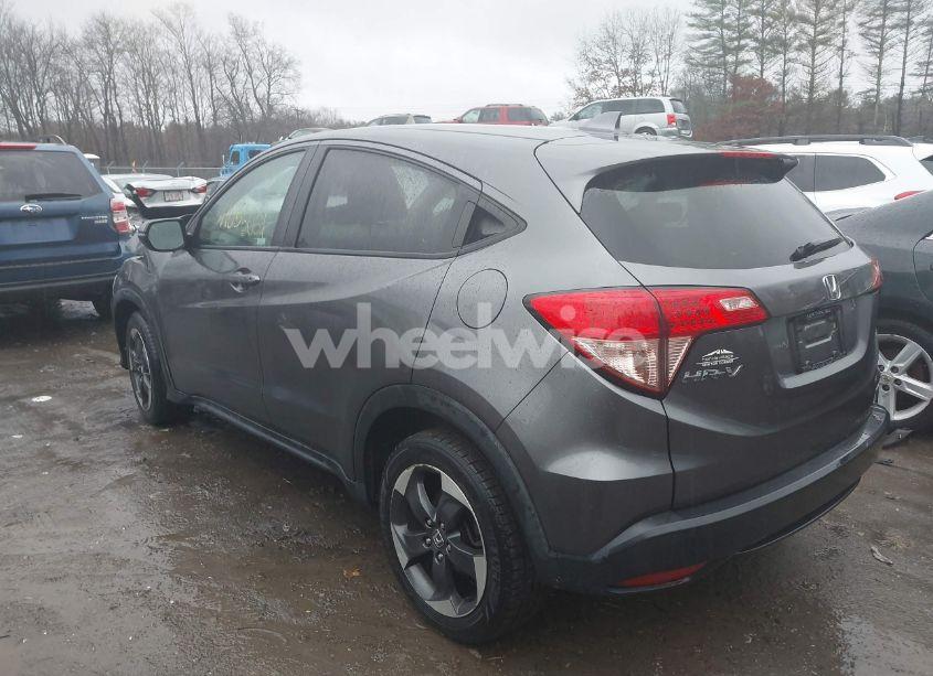 Photo 3 of 2018 Honda Hr-v EX (VIN 3CZRU5H53JM714240)