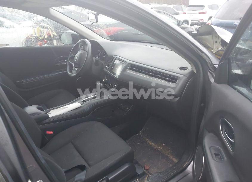 Photo 5 of 2018 Honda Hr-v EX (VIN 3CZRU5H53JM714240)