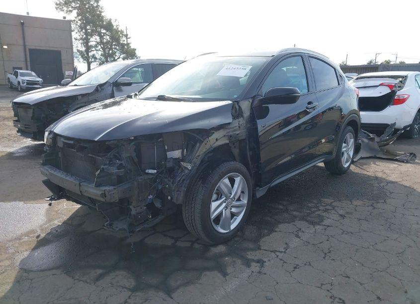 Photo 2 of 2019 Honda Hr-v EX (VIN 3CZRU5H53KM714739)