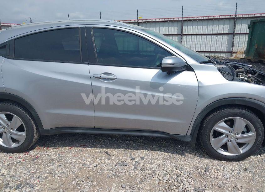 Photo 14 of 2019 Honda Hr-v EX (VIN 3CZRU5H53KM718483)