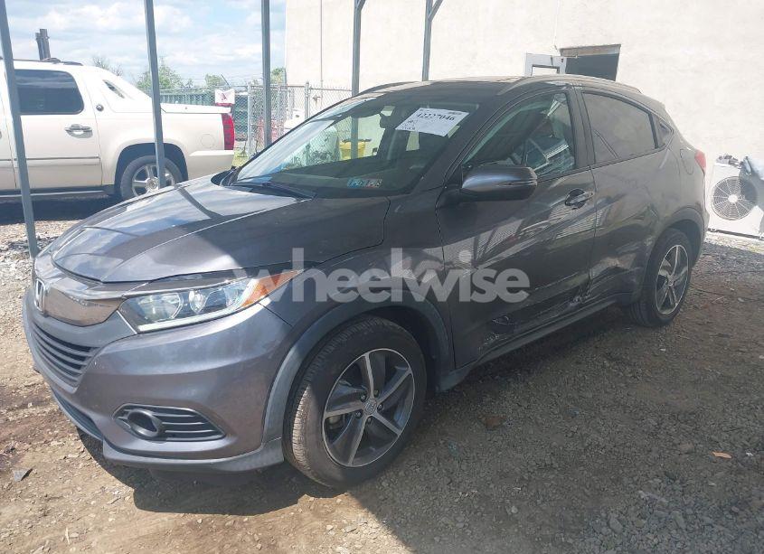 Photo 2 of 2021 Honda Hr-v 2WD EX (VIN 3CZRU5H53MM727803)