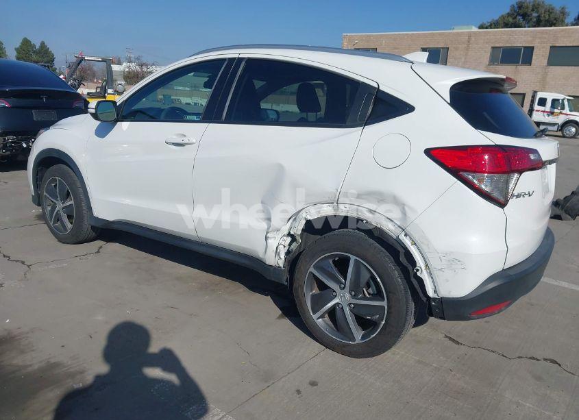 Photo 3 of 2021 Honda Hr-v 2WD EX (VIN 3CZRU5H53MM734038)