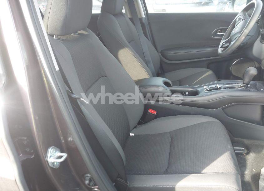 Photo 5 of 2022 Honda Hr-v 2WD EX (VIN 3CZRU5H53NM717175)