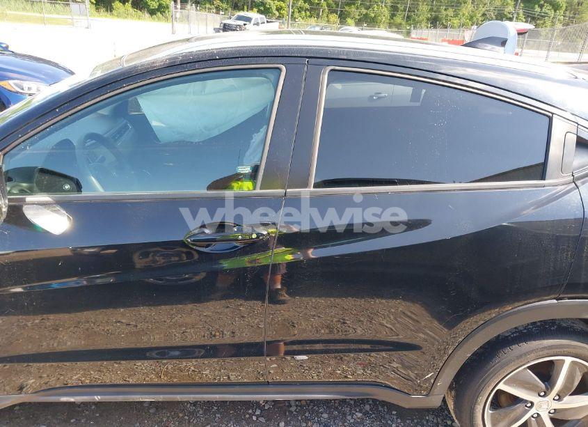 Photo 15 of 2022 Honda Hr-v 2WD EX (VIN 3CZRU5H53NM732937)