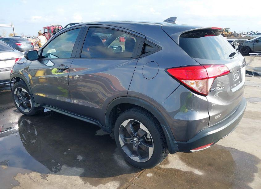 Photo 3 of 2018 Honda Hr-v EX (VIN 3CZRU5H54JG703570)