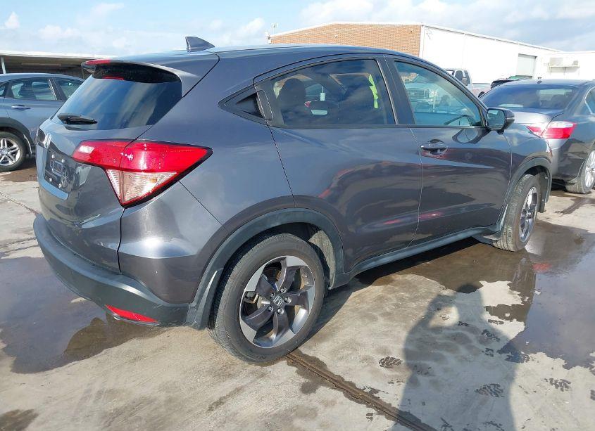 Photo 4 of 2018 Honda Hr-v EX (VIN 3CZRU5H54JG703570)