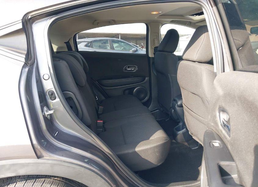 Photo 8 of 2018 Honda Hr-v EX (VIN 3CZRU5H54JG703570)