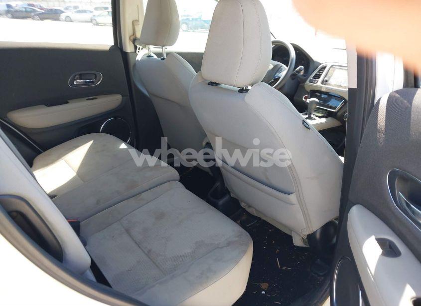 Photo 8 of 2019 Honda Hr-v EX (VIN 3CZRU5H54KM702745)