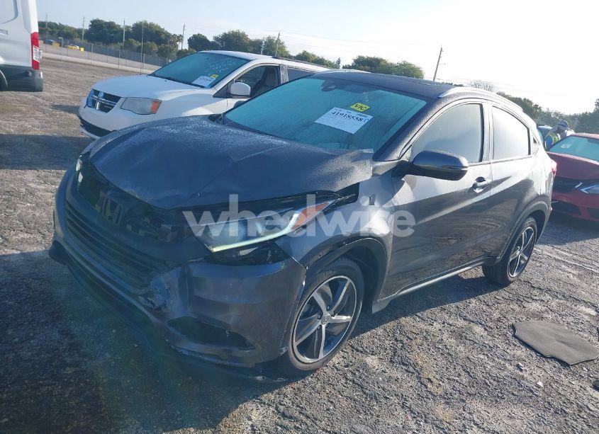 Photo 2 of 2022 Honda Hr-v 2WD EX (VIN 3CZRU5H54NM744496)