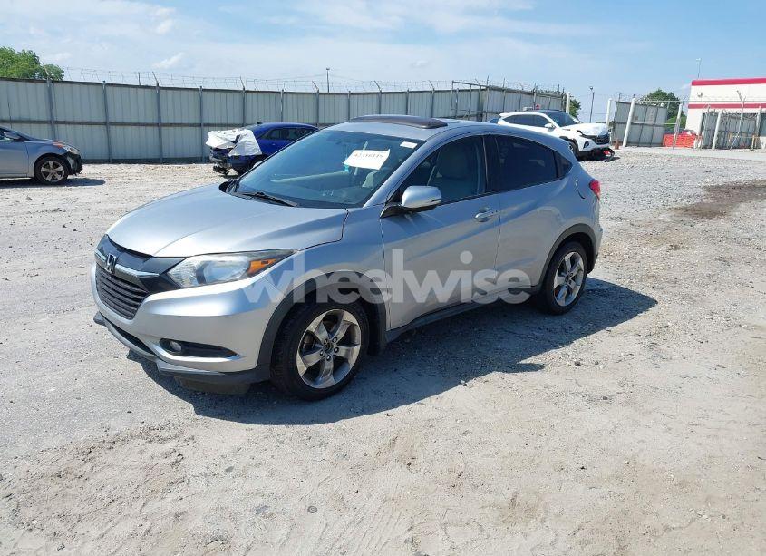 Photo 2 of 2017 Honda Hr-v EX (VIN 3CZRU5H55HM701970)