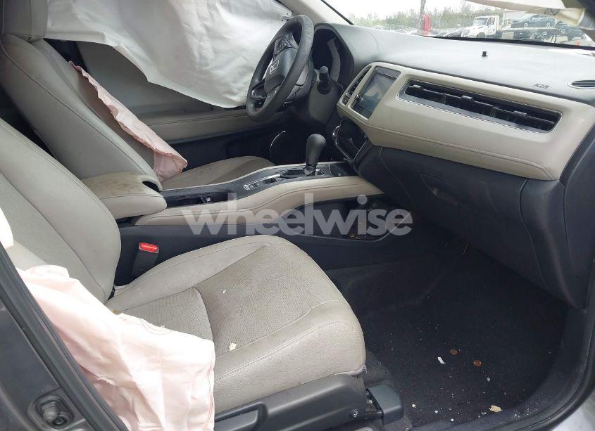 Photo 5 of 2019 Honda Hr-v EX (VIN 3CZRU5H55KM712488)