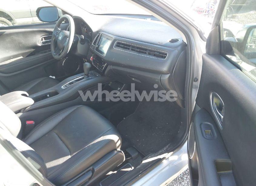 Photo 5 of 2020 Honda Hr-v 2WD EX (VIN 3CZRU5H55LM710113)