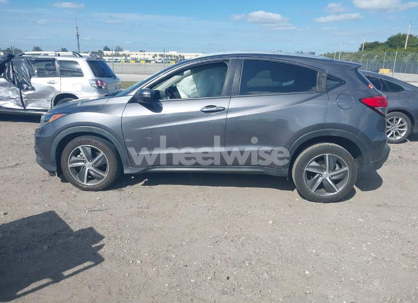 Photo 3 of 2021 Honda Hr-v 2WD EX (VIN 3CZRU5H55MM723834)