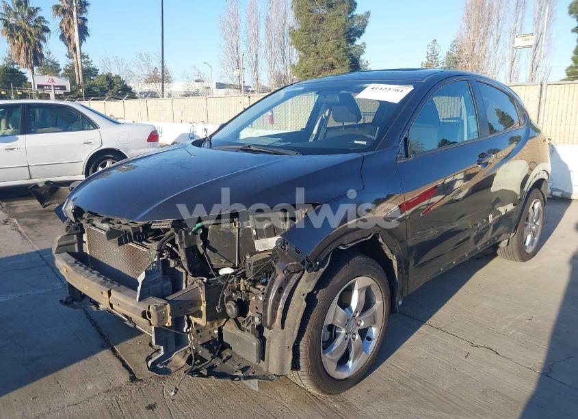 Photo 2 of 2017 Honda Hr-v EX (VIN 3CZRU5H56HM717983)
