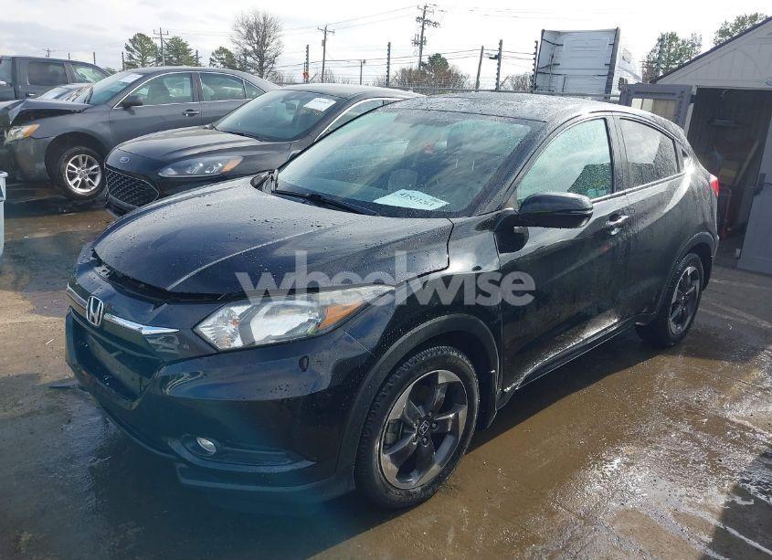 Photo 2 of 2018 Honda Hr-v EX (VIN 3CZRU5H56JM708920)