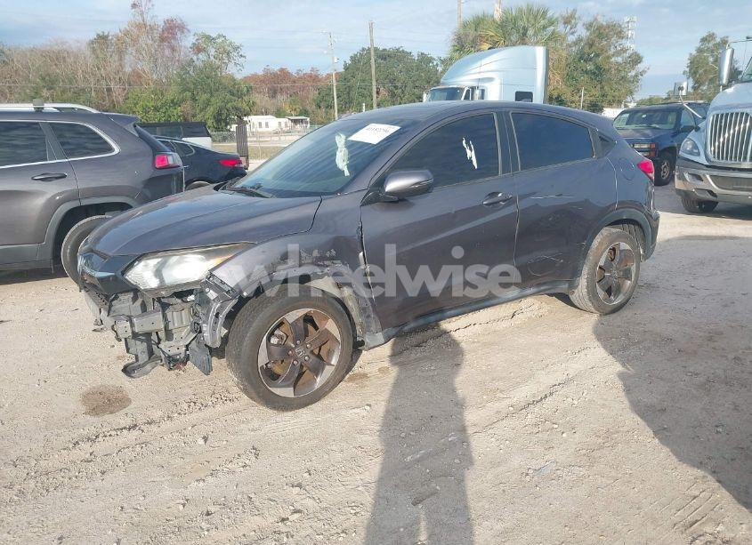 Photo 2 of 2018 Honda Hr-v EX (VIN 3CZRU5H56JM712093)