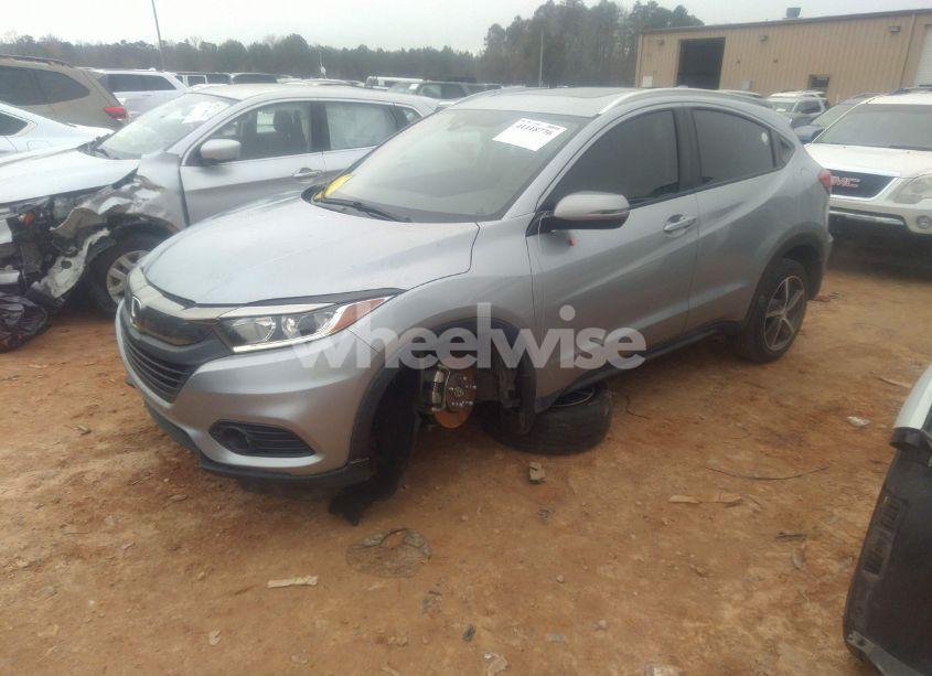 Photo 2 of 2022 Honda Hr-v 2WD EX (VIN 3CZRU5H56NM703724)