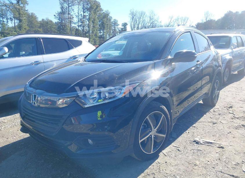 Photo 2 of 2022 Honda Hr-v 2WD EX (VIN 3CZRU5H56NM728574)